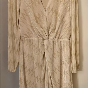 Elegant Cream Long Sleeve Dress